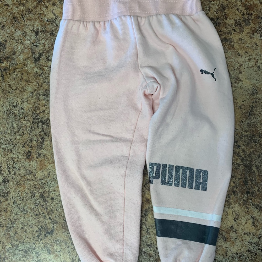 Puma sweats. EUC. 3T.